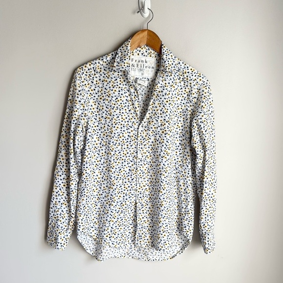 Frank & Eileen Relaxed Fit Floral Button-Up Shirt XS - Picture 1 of 10